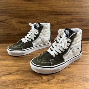 Vans Sk8-Hi Desert Skulls Grape Leaf & White Skate Shoes Women’s 7 Men’s 5.5
